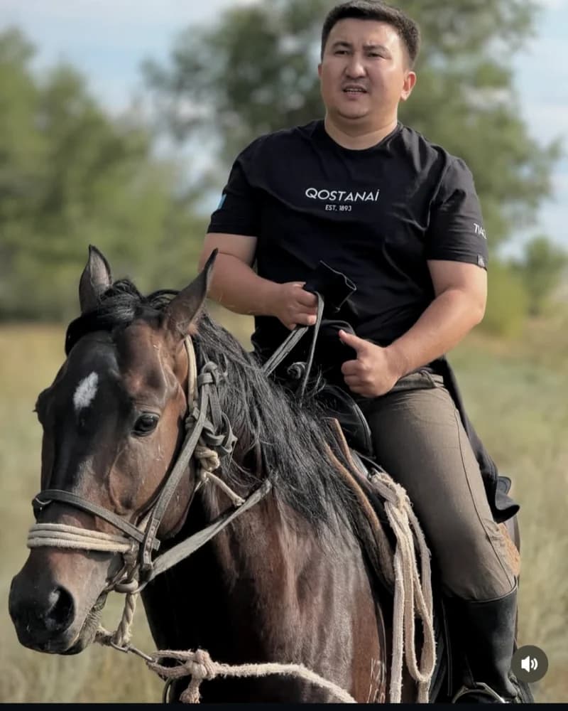 Азамат Шарипов